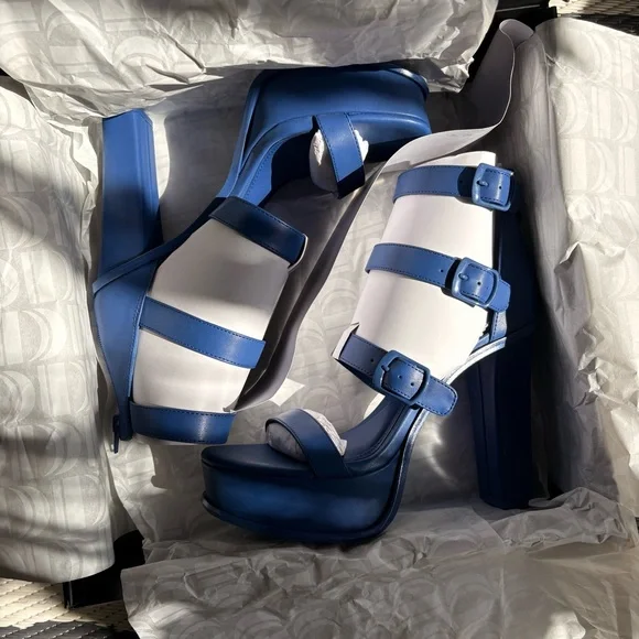 Best in Blue Platform Heels - Picture 7 of 9